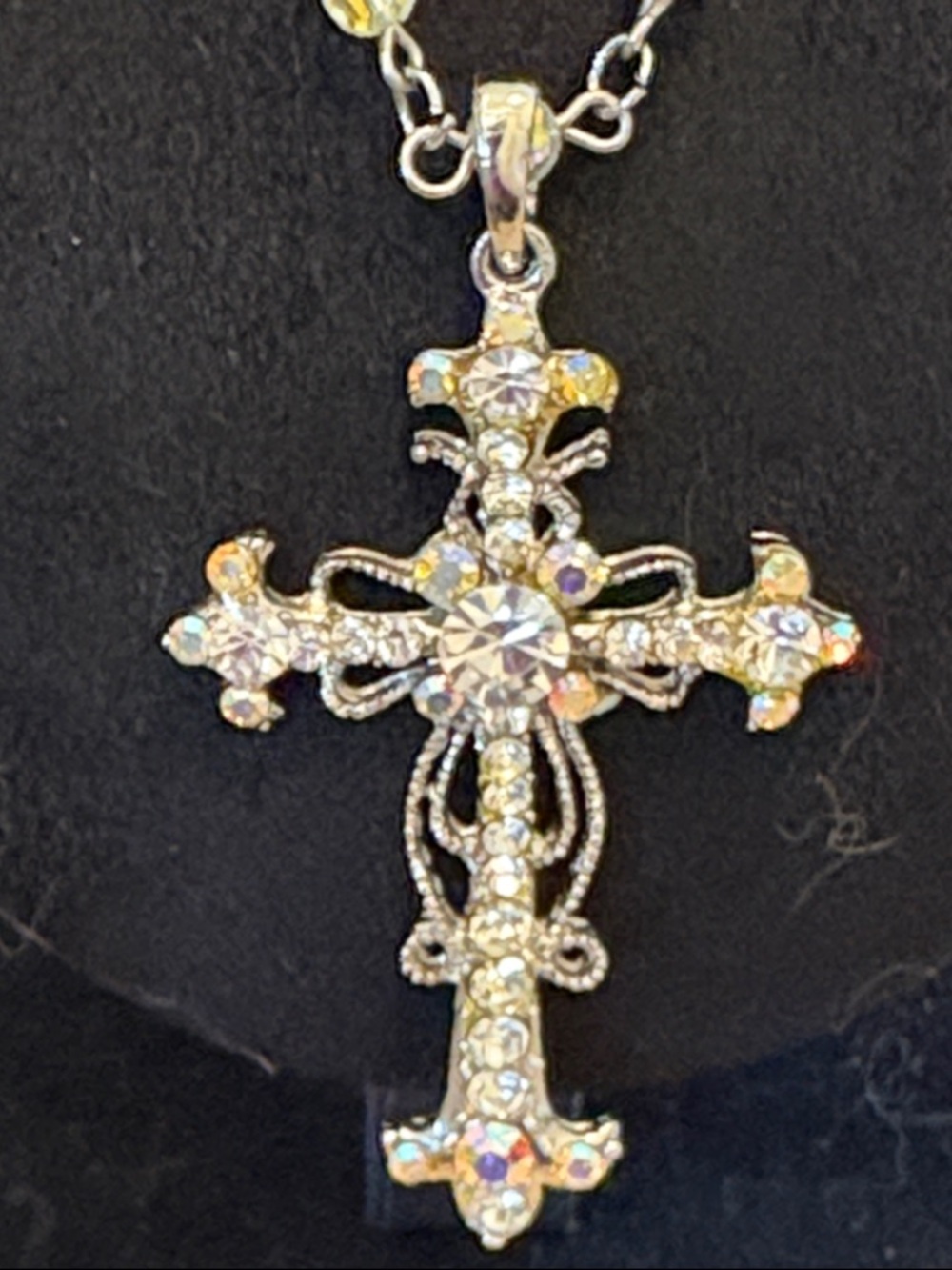Vintage silver Tone  necklace w/Multi-color Cross Pendant -